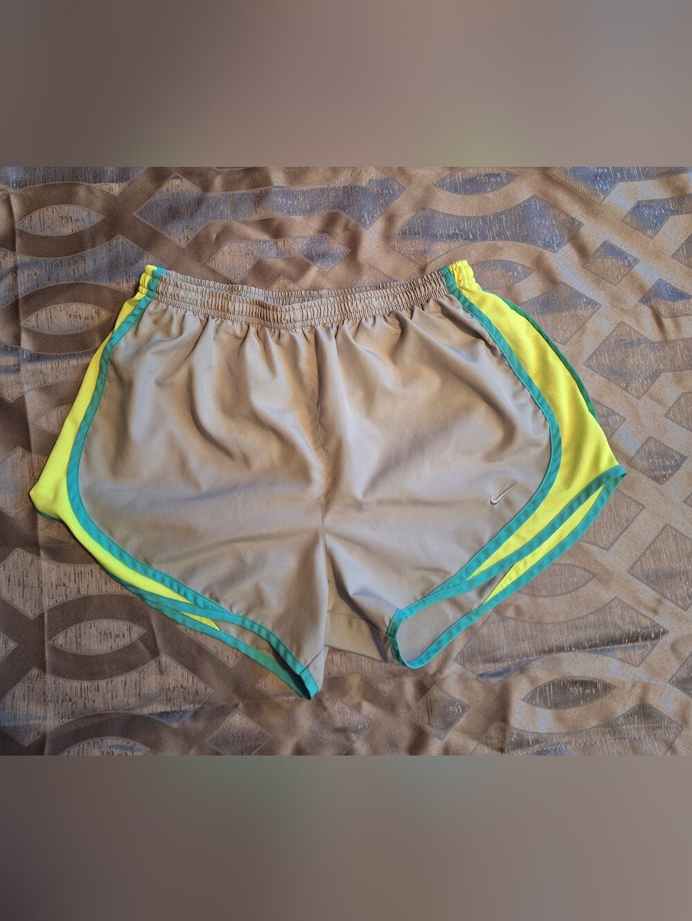 Nike Women's Athletic Shorts - Built In Undies And Hidden Pocket. Sz M